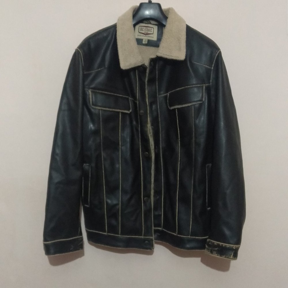 Leather jacket - Picture 2 of 15